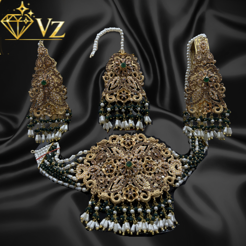 Handcrafted 22k Gold Plated Emerald & Pearl Bridal Choker Set - Full set image